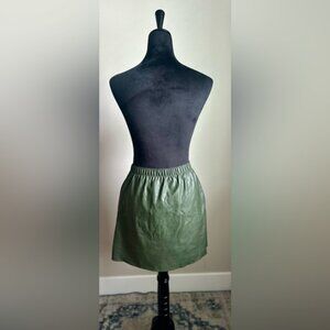 Women’s Cut Moss Green Faux Leather Button Front Skirt with Pockets Size S
